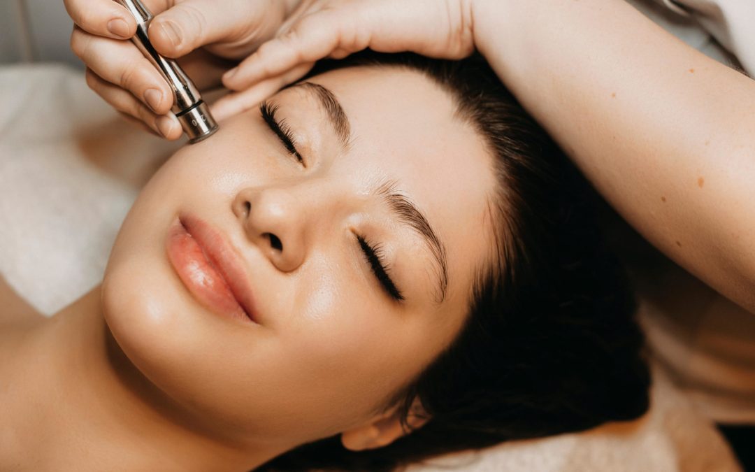 Does Microneedling Cure Pigmentation, Acne Scars, and Boost Collagen Production