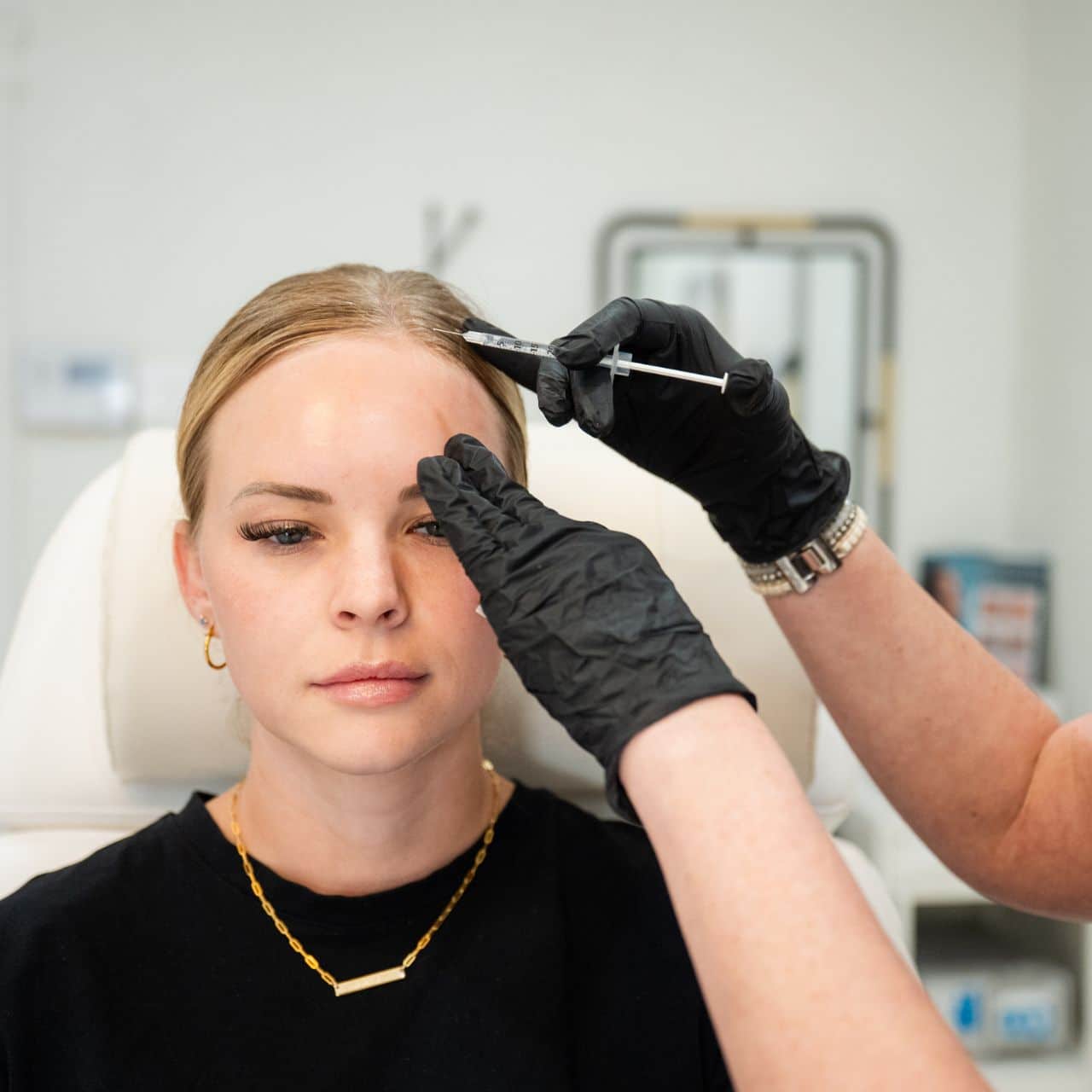 pic-image-injections-jeuveau-4 Botox Treatment - Refresh Aesthetics